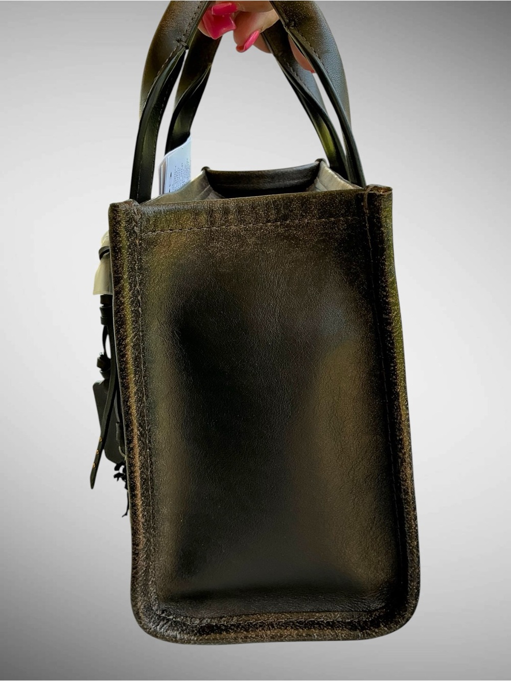Coach Cargo Tote 26 Loved Leather Black Soft Grain Leather NWT - Picture 6 of 15
